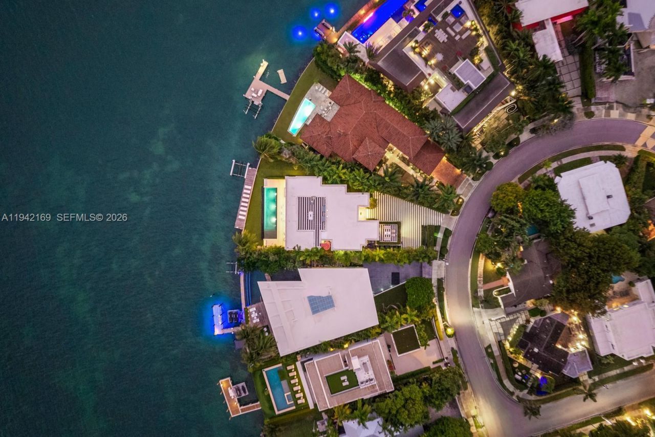 33 E Dilido Dr , Miami Beach, FL 33139 Photo