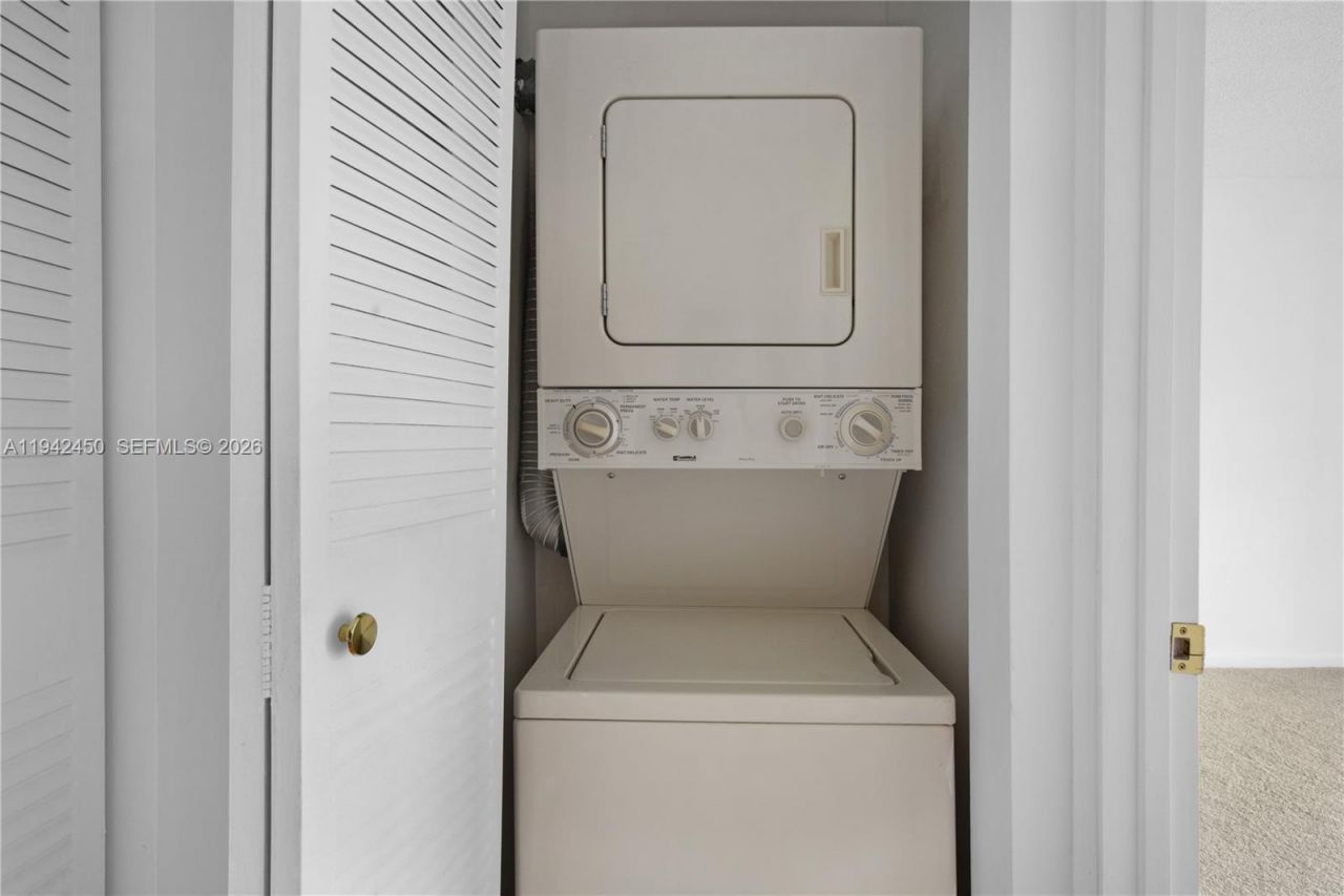 8810 SW 132nd Pl, Unit 403DN, Miami, FL 33186 Photo