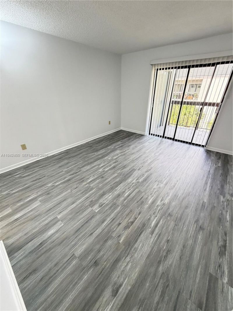 8810 SW 132nd Pl, Unit 403DN, Miami, FL 33186 Photo