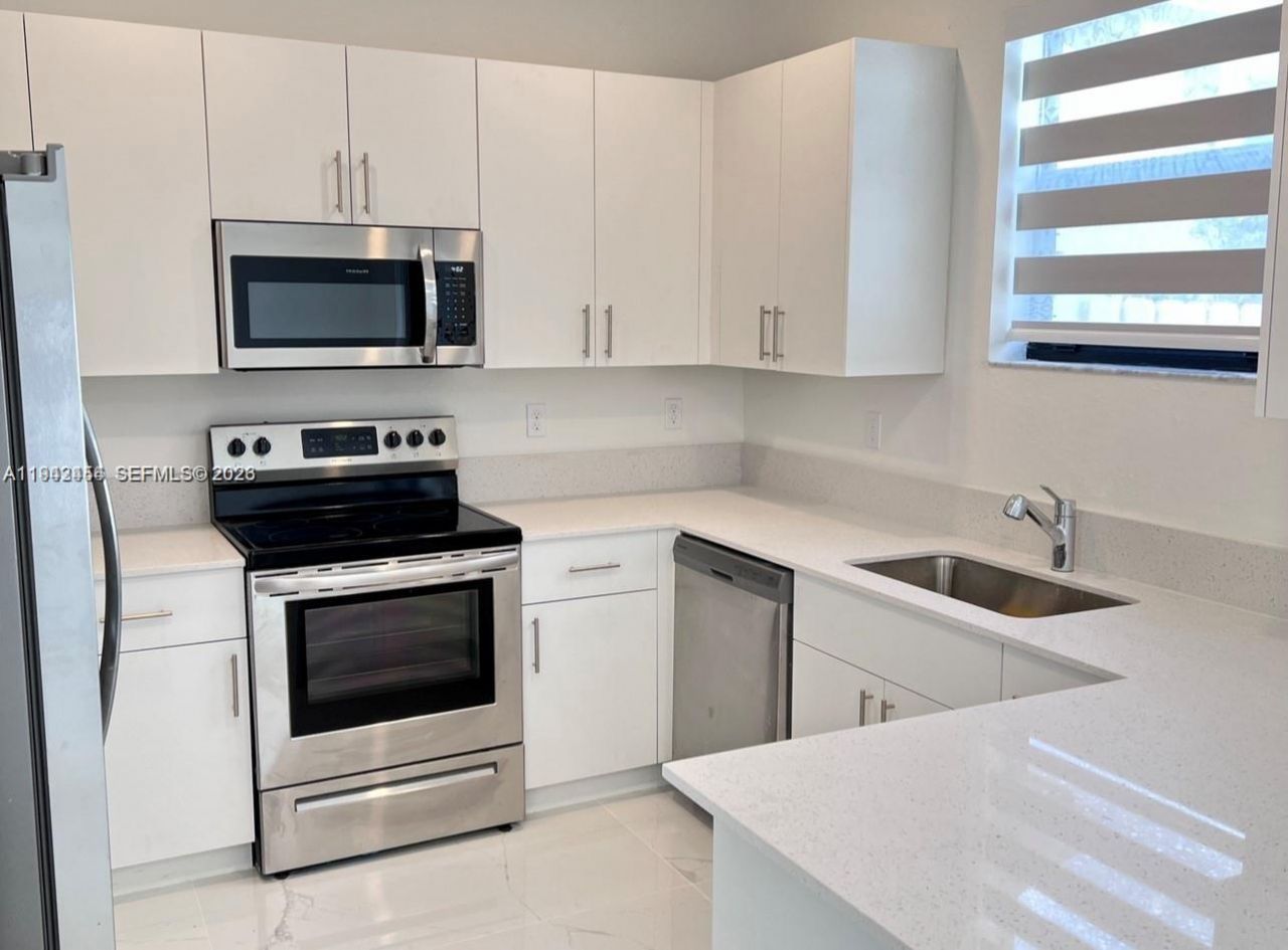 15903 SW 2nd Pl, Unit 15903, Pembroke Pines, FL 33027 Photo