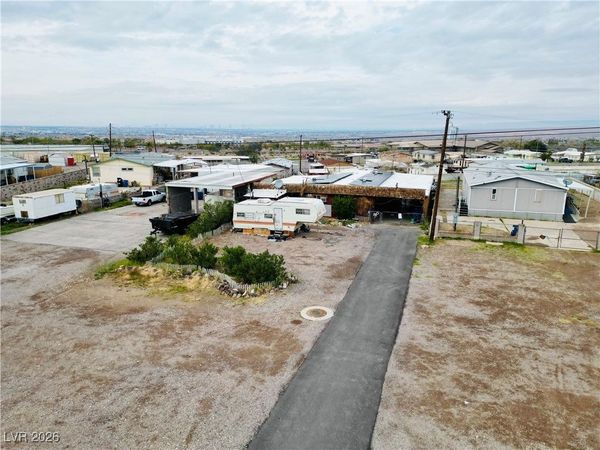 345 Apache Place, Henderson, NV 89015