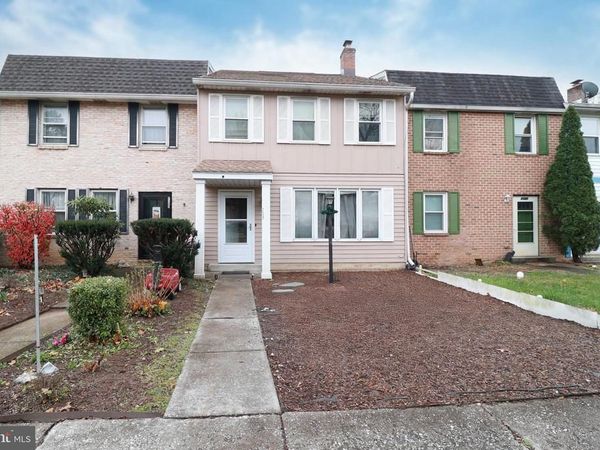 7123 SALEM PARK CIRCLE, MECHANICSBURG, PA 17050