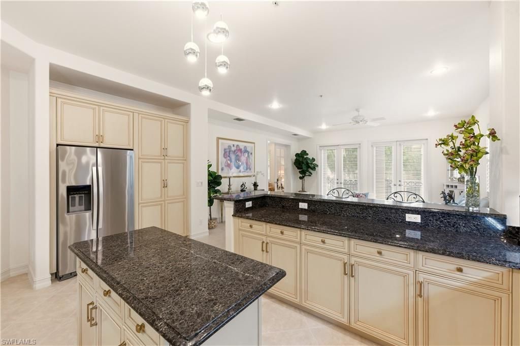 2843 Tiburon Blvd E, Unit 7-102, Naples, FL 34109 Photo