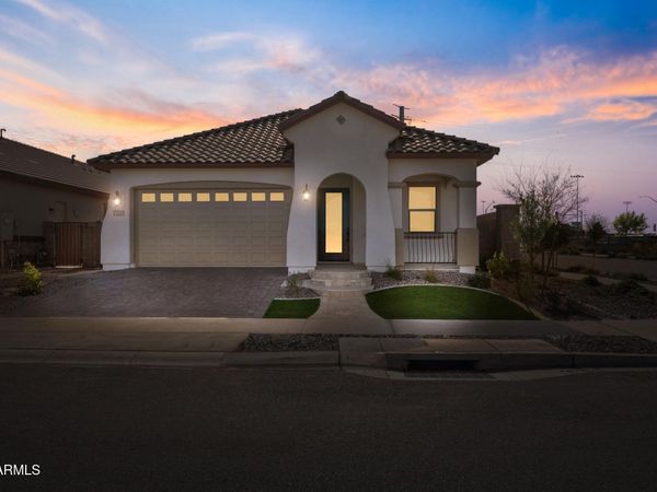 22429 E Cattle Drive, Queen Creek, AZ 85142