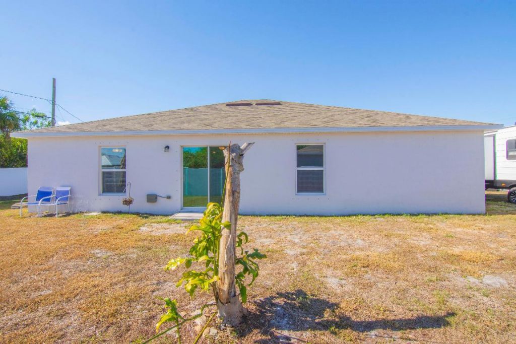 159 SW Milburn Circle, Port Saint Lucie, FL 34953 Photo