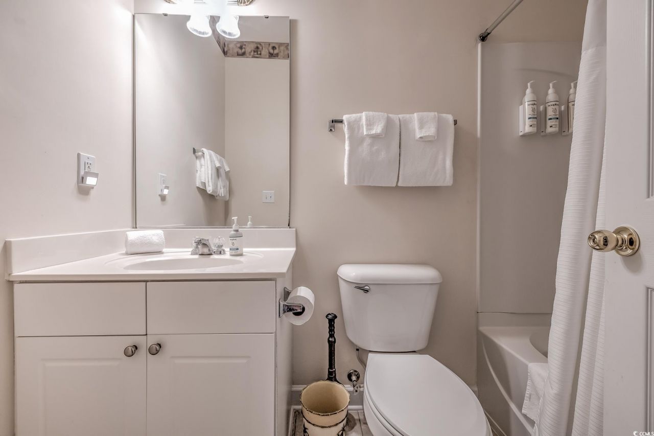 6253 Catalina Dr. Photo 14