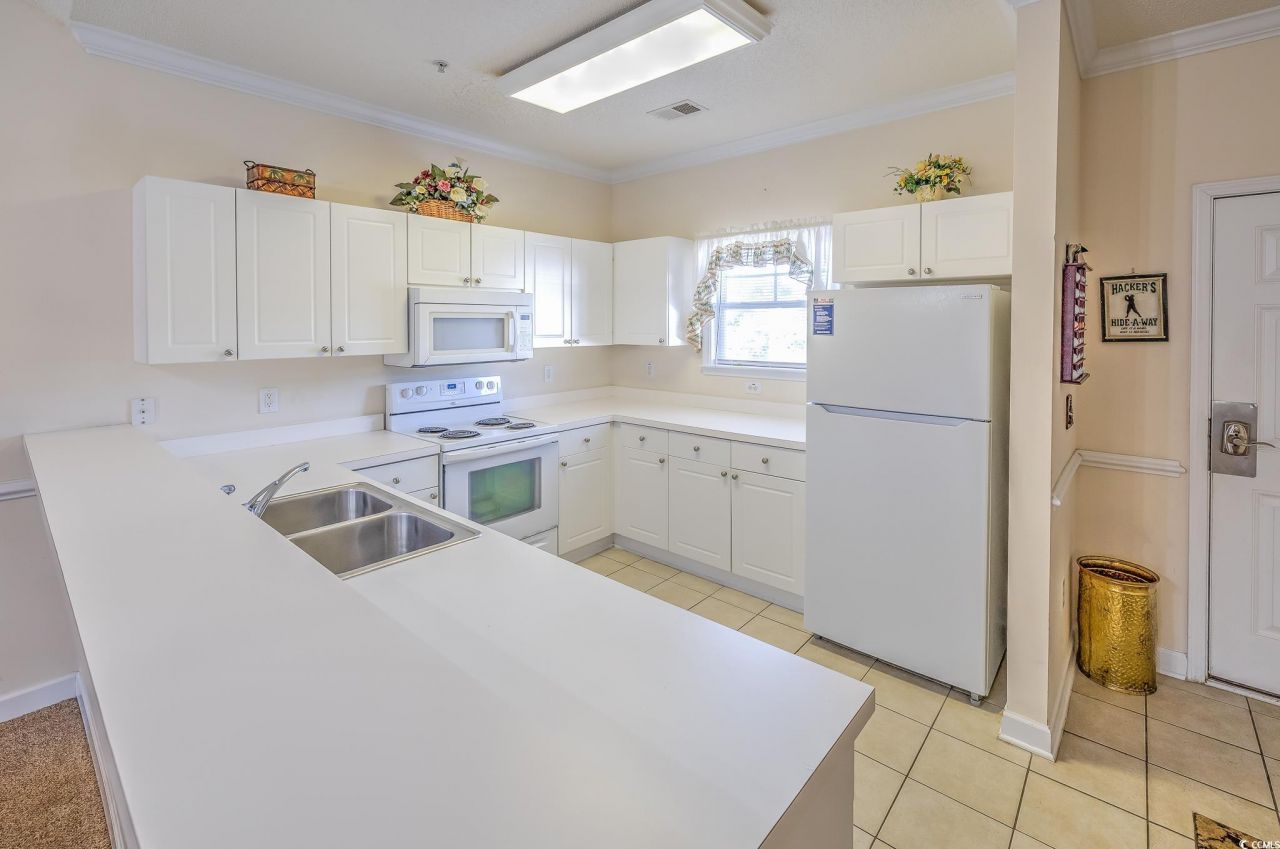 6253 Catalina Dr. Photo 18