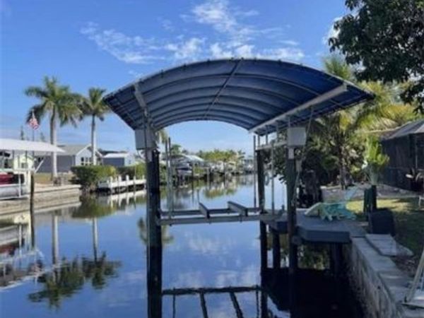 3348 6th AVE, ST. JAMES CITY, FL 33956