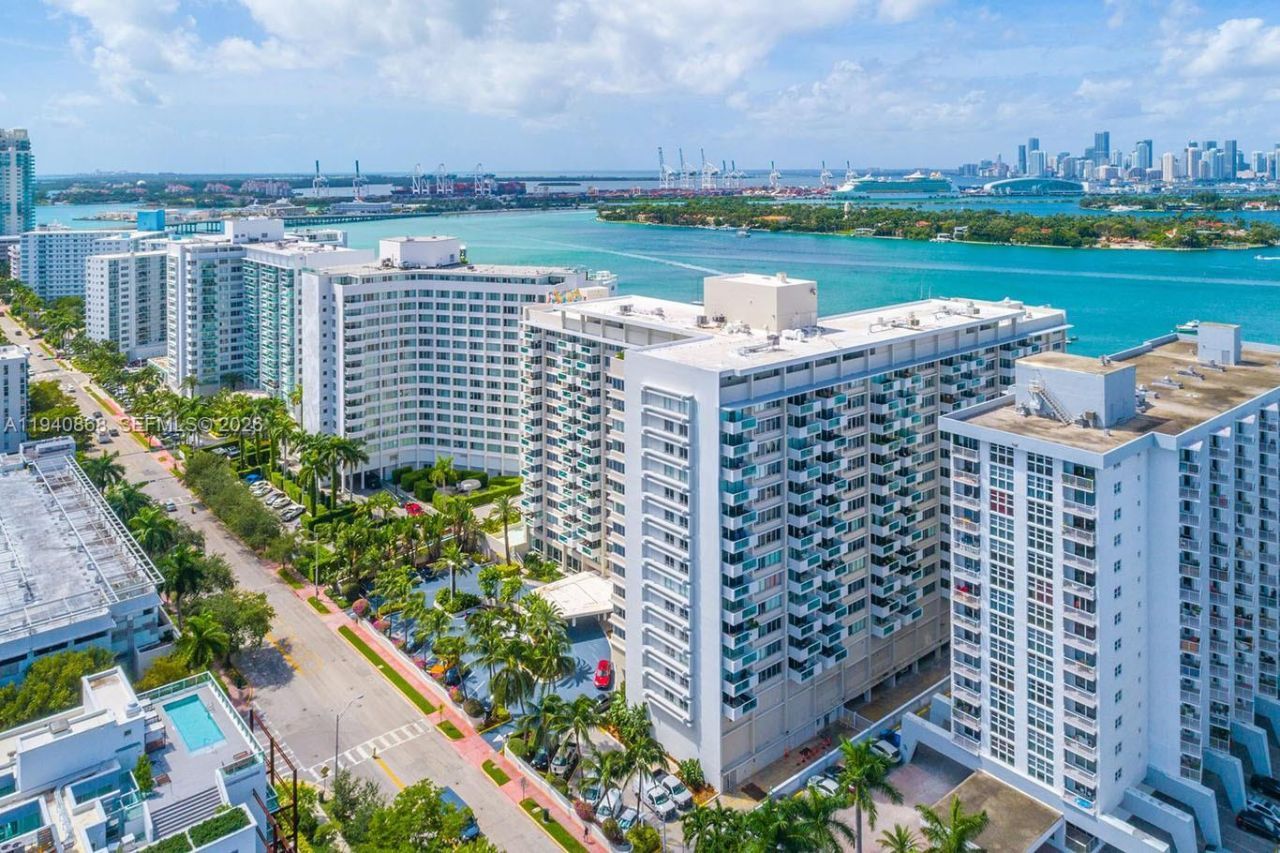 1200 West Ave, Unit 708, Miami Beach, FL 33139 Photo