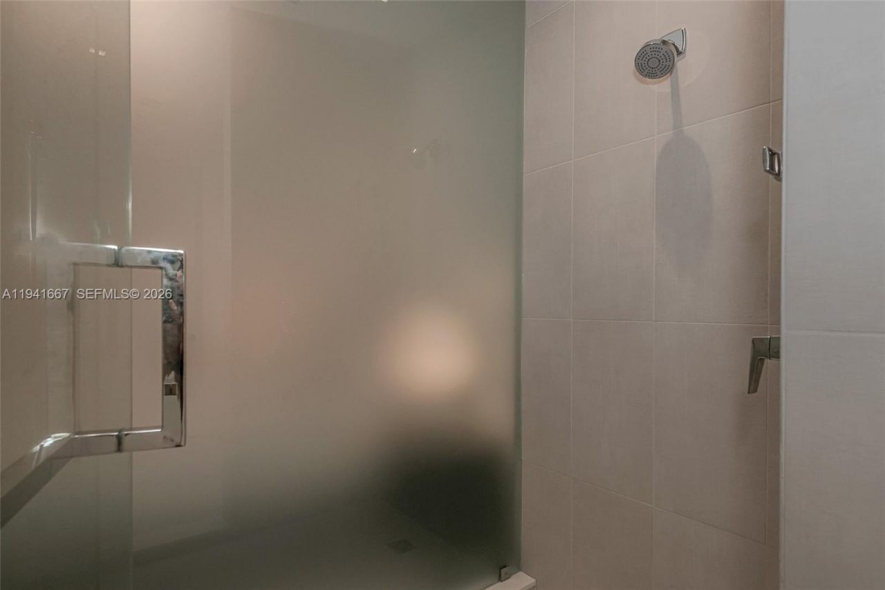 1030 15th St, Unit 214, Miami Beach, FL 33139 Photo