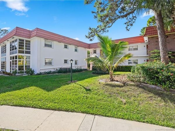 2600 SE Ocean Boulevard, Unit DD-12, Stuart, FL 34996