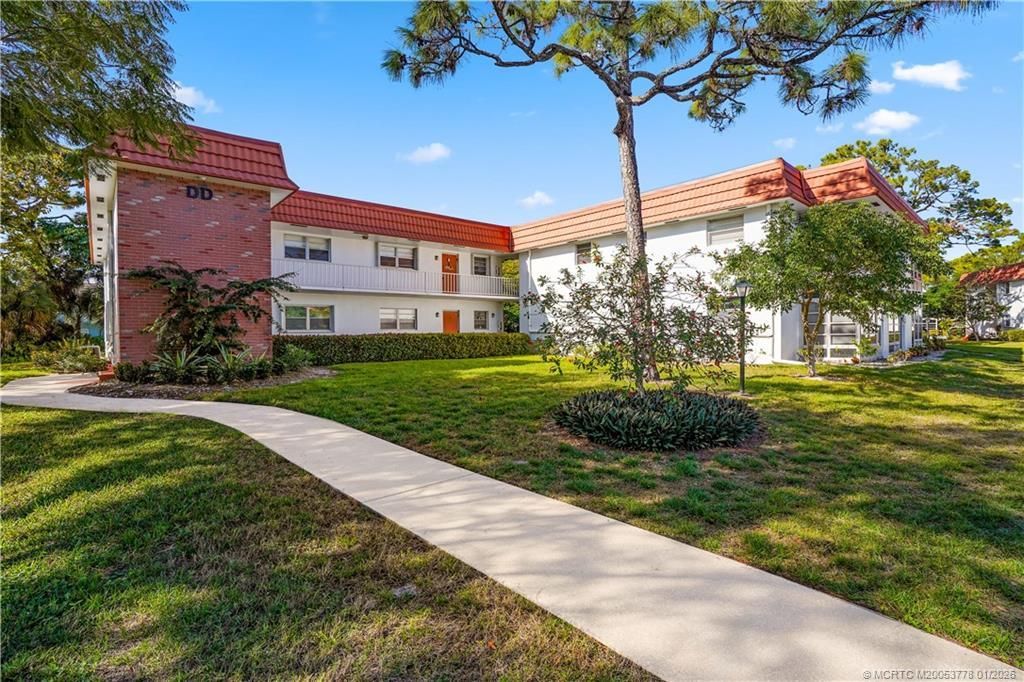 2600 SE Ocean Boulevard, Unit DD-12, Stuart, FL 34996 Photo