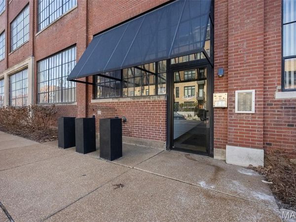 4100 Laclede Avenue, Unit 109, St Louis, MO 63108
