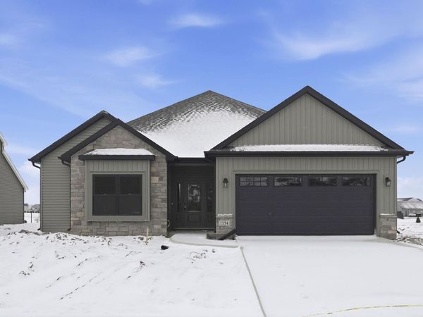 1334 Arthur Heights Drive, Fort Wayne, IN 46818