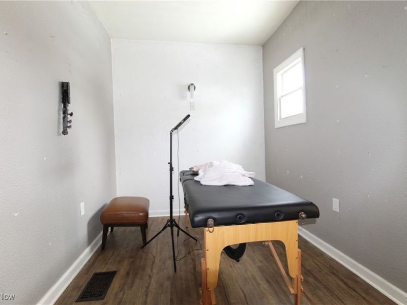 1122 West Avenue, Elyria, OH 44035 Photo 14