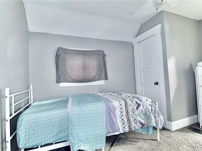 1122 West Avenue, Elyria, OH 44035 Photo 21