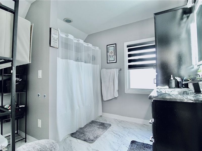 1122 West Avenue, Elyria, OH 44035 Photo 22