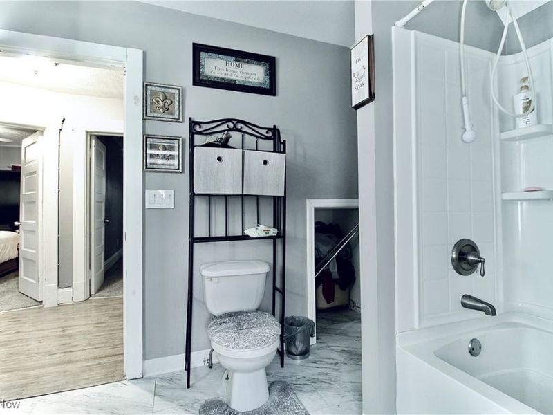 1122 West Avenue, Elyria, OH 44035 Photo 23