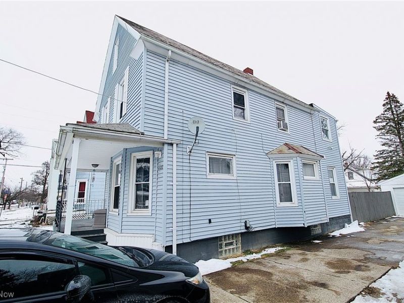 1122 West Avenue, Elyria, OH 44035 Photo 4