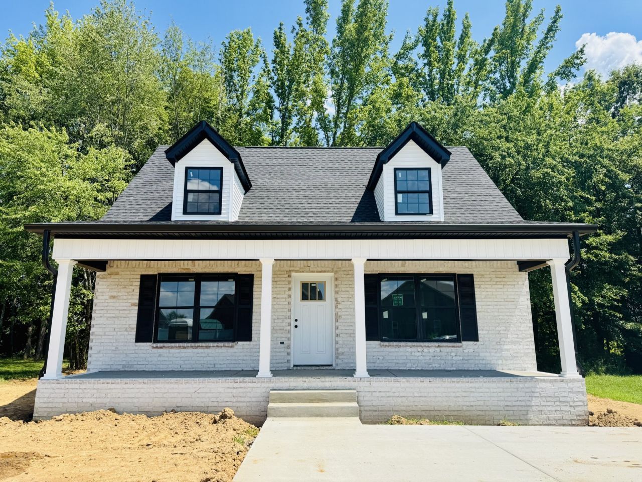 105 Tanesha Ct, Portland, TN 37148 Main Photo