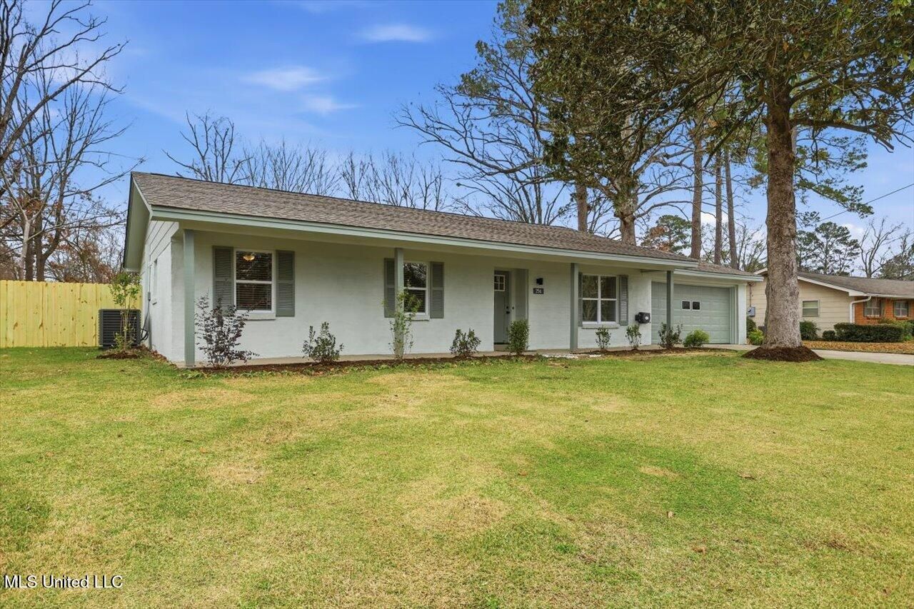 256 Bruin Avenue, Pearl, MS 39208 Main Photo