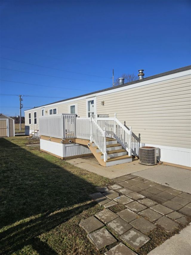 2100 S Scott Blvd, Unit 98, Iowa City, IA 52240 Main Photo