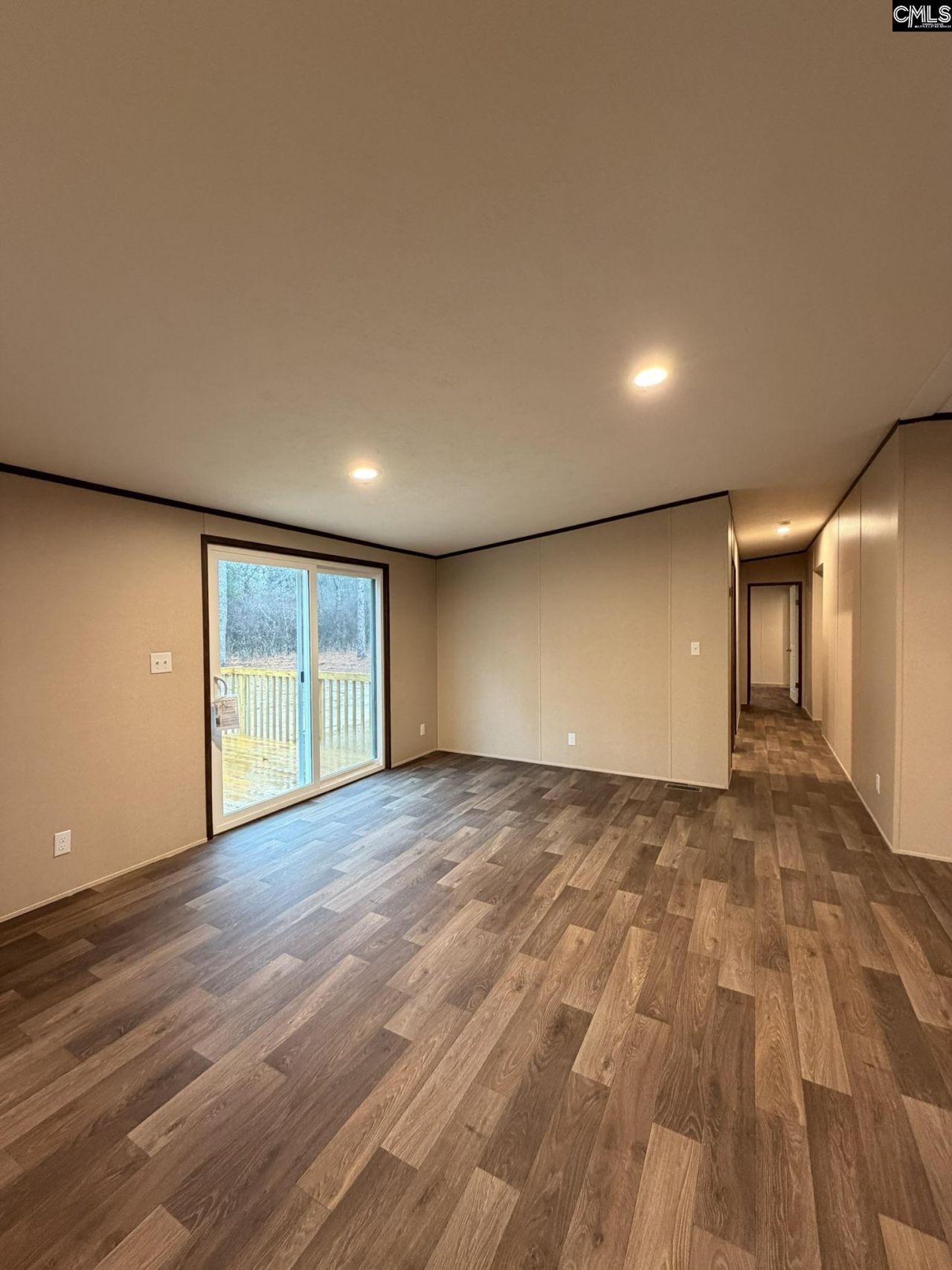 130 Carlton Drive Photo 9