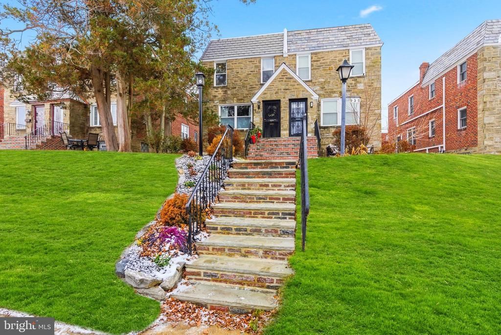 933 E Slocum Street, Philadelphia, PA 19150 Main Photo