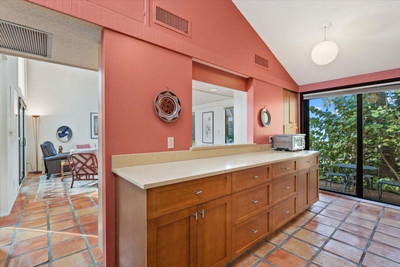 35 Sandy Cove Road, Unit 2A, Sarasota, FL 34242 Photo