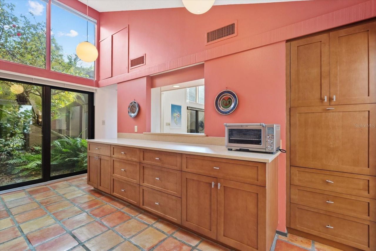 35 Sandy Cove Road, Unit 2A, Sarasota, FL 34242 Photo