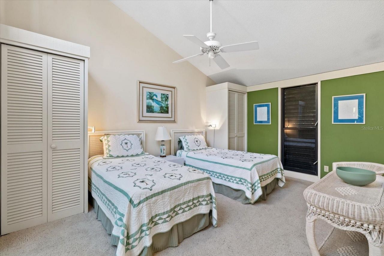 35 Sandy Cove Road, Unit 2A, Sarasota, FL 34242 Photo