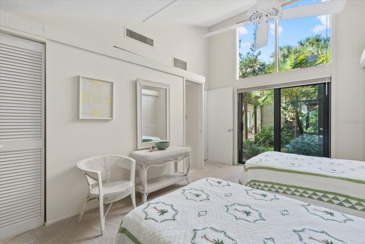 35 Sandy Cove Road, Unit 2A, Sarasota, FL 34242 Photo