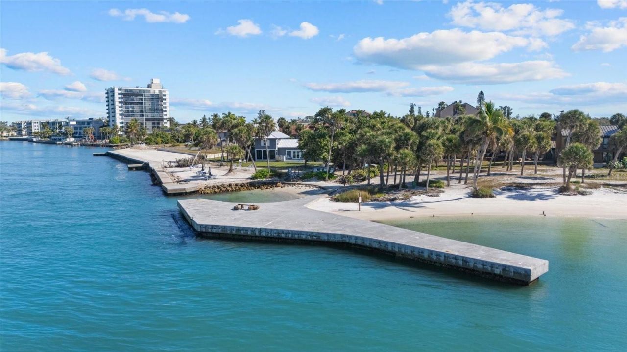 35 Sandy Cove Road, Unit 2A, Sarasota, FL 34242 Photo