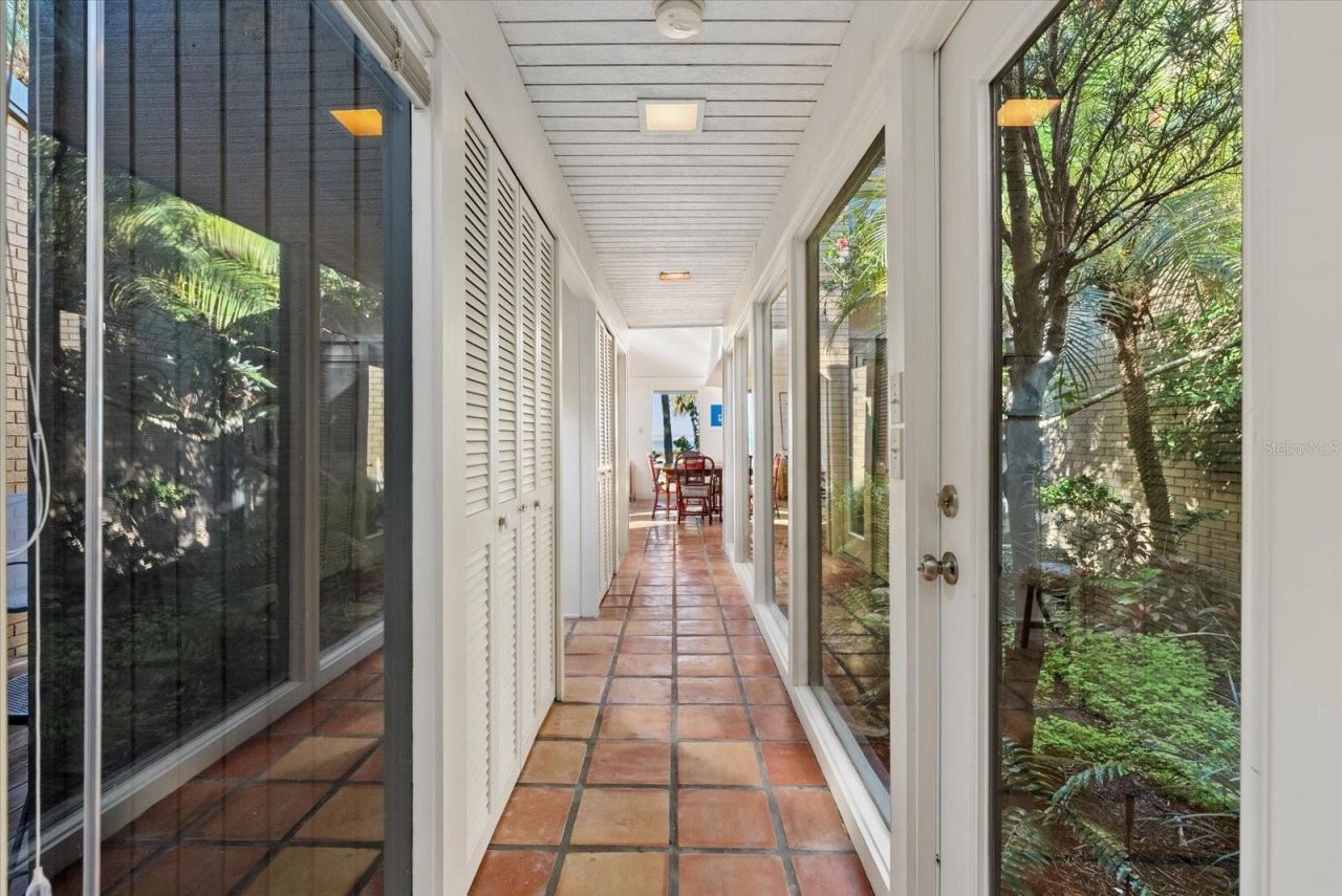 35 Sandy Cove Road, Unit 2A, Sarasota, FL 34242 Photo