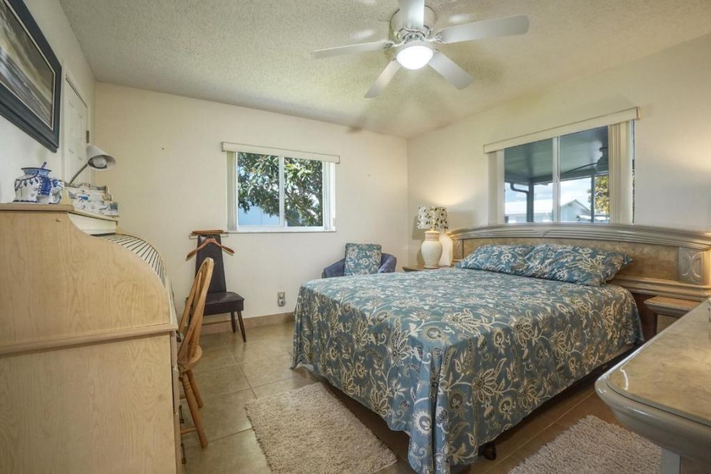 1601 SW 18th Street, Boynton Beach, FL 33426 Photo