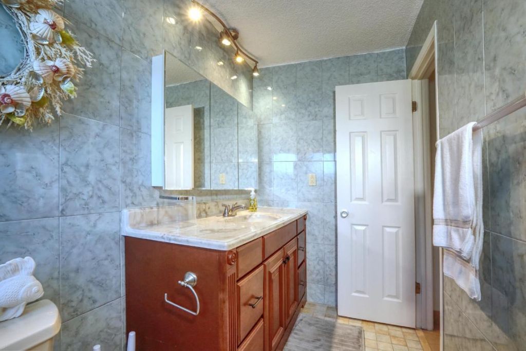 1601 SW 18th Street, Boynton Beach, FL 33426 Photo