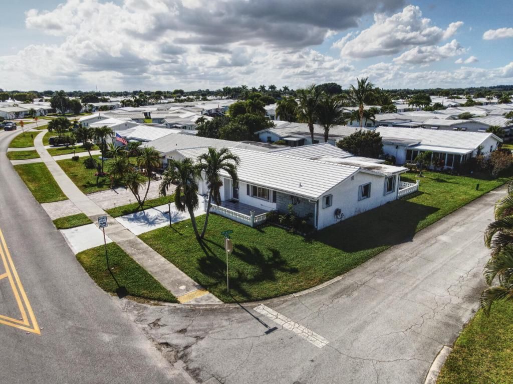 1601 SW 18th Street, Boynton Beach, FL 33426 Photo