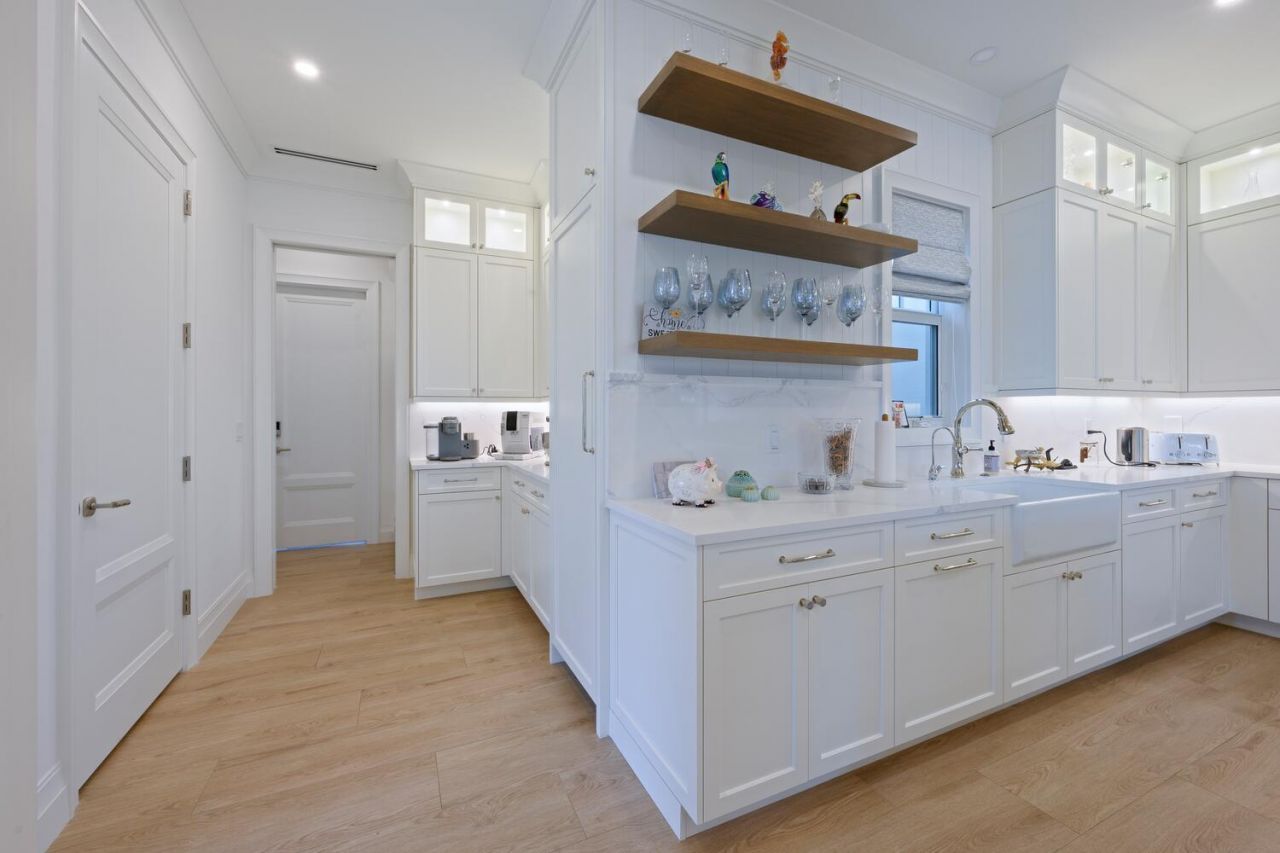 643 Pilot Road, North Palm Beach, FL 33408 Photo