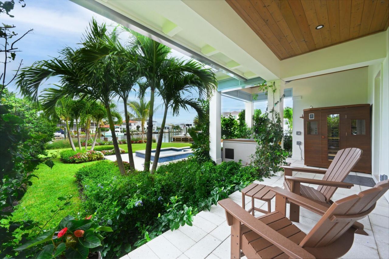 643 Pilot Road, North Palm Beach, FL 33408 Photo