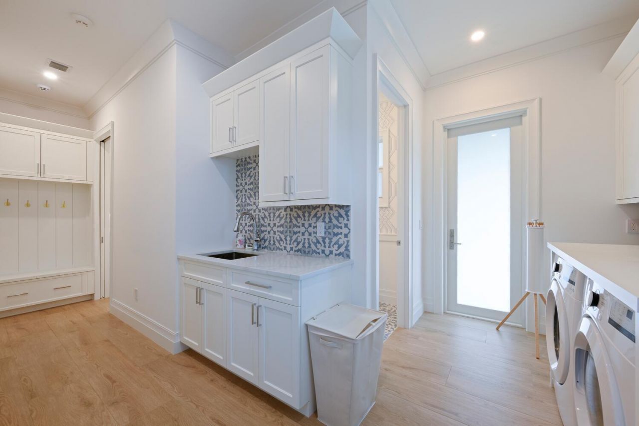 643 Pilot Road, North Palm Beach, FL 33408 Photo