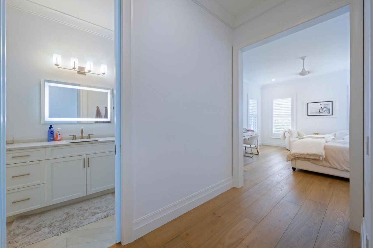 643 Pilot Road, North Palm Beach, FL 33408 Photo