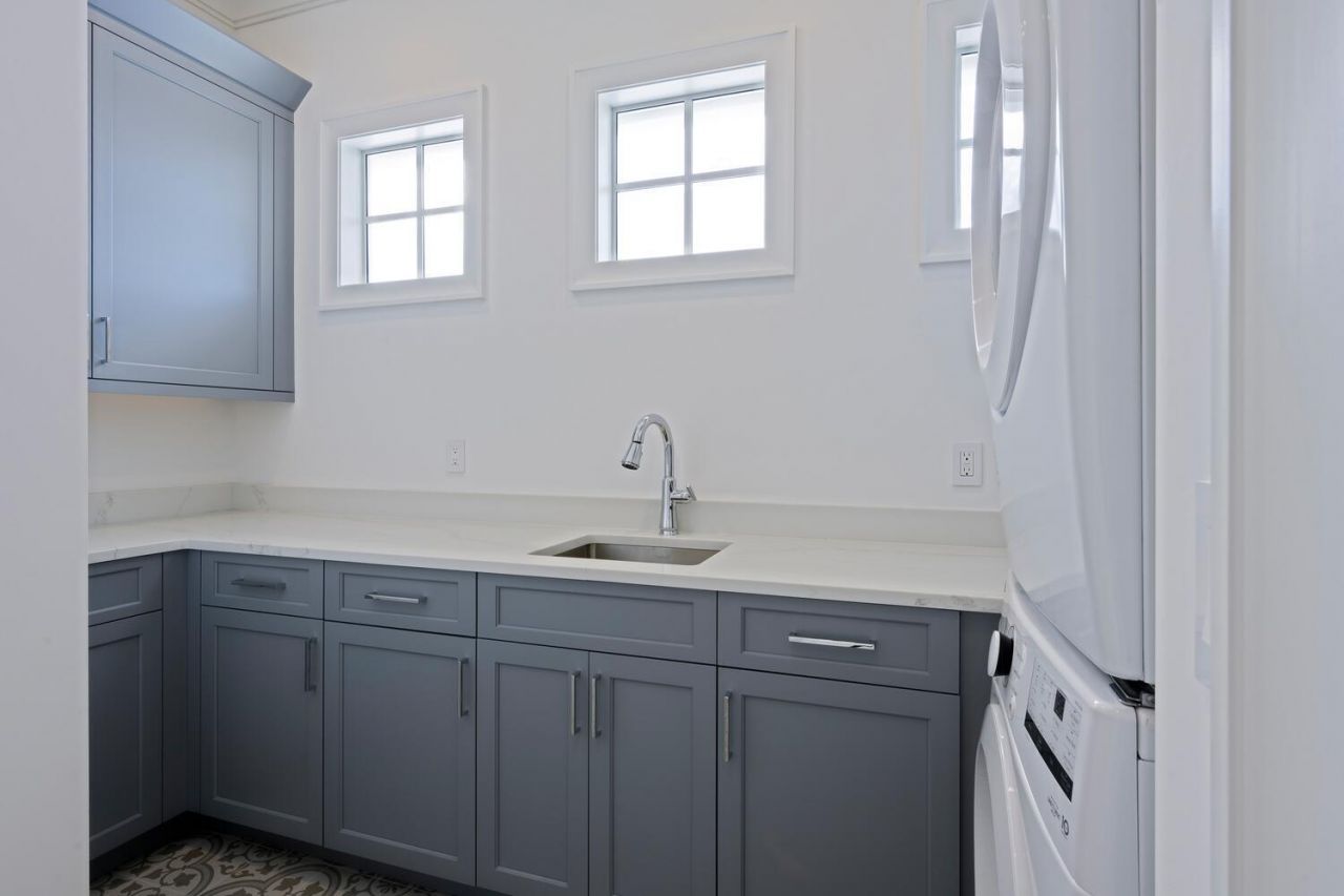 643 Pilot Road, North Palm Beach, FL 33408 Photo