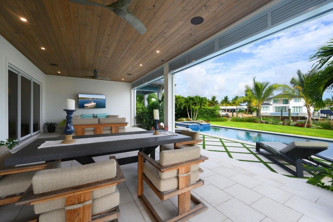 643 Pilot Road, North Palm Beach, FL 33408 Photo