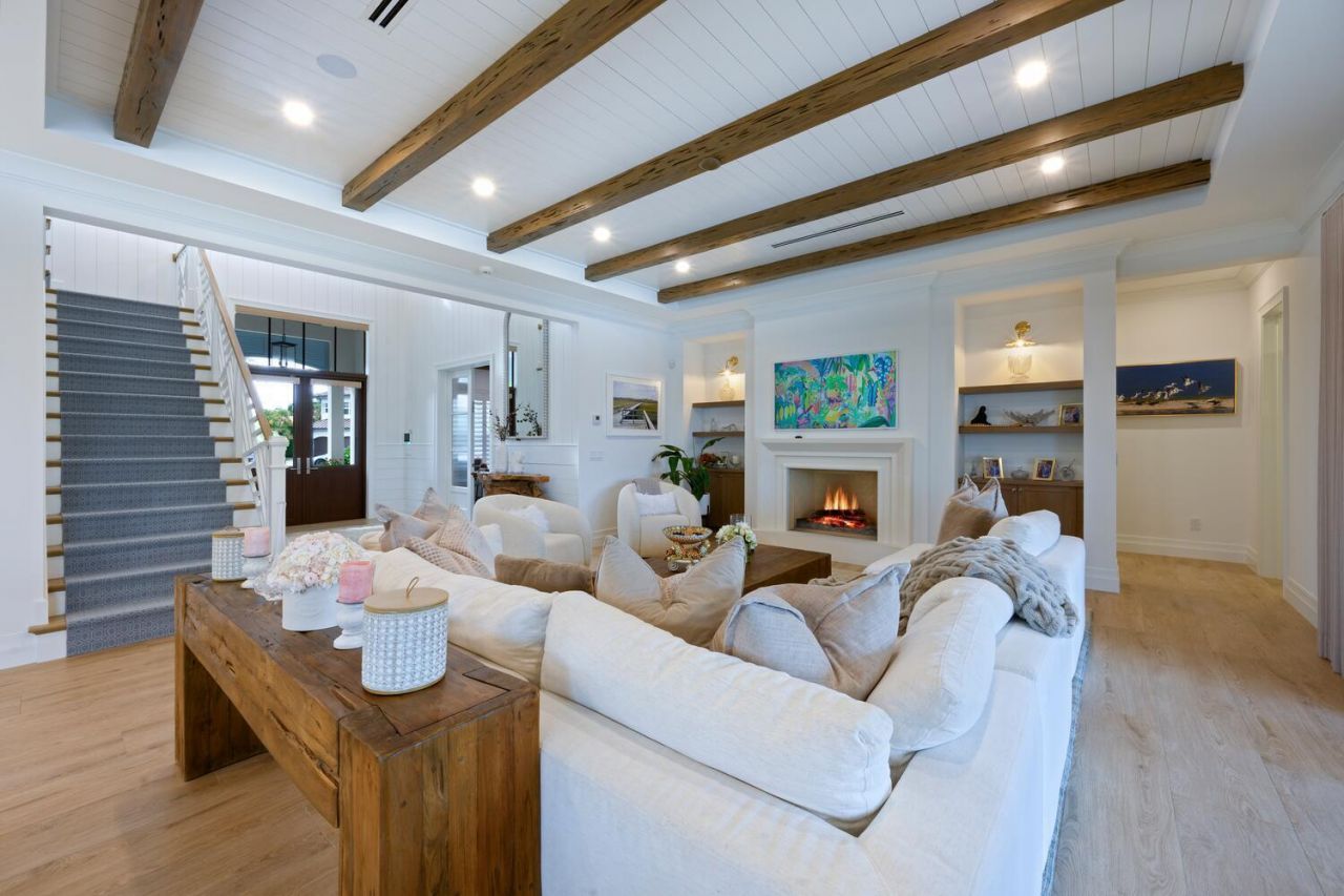 643 Pilot Road, North Palm Beach, FL 33408 Photo