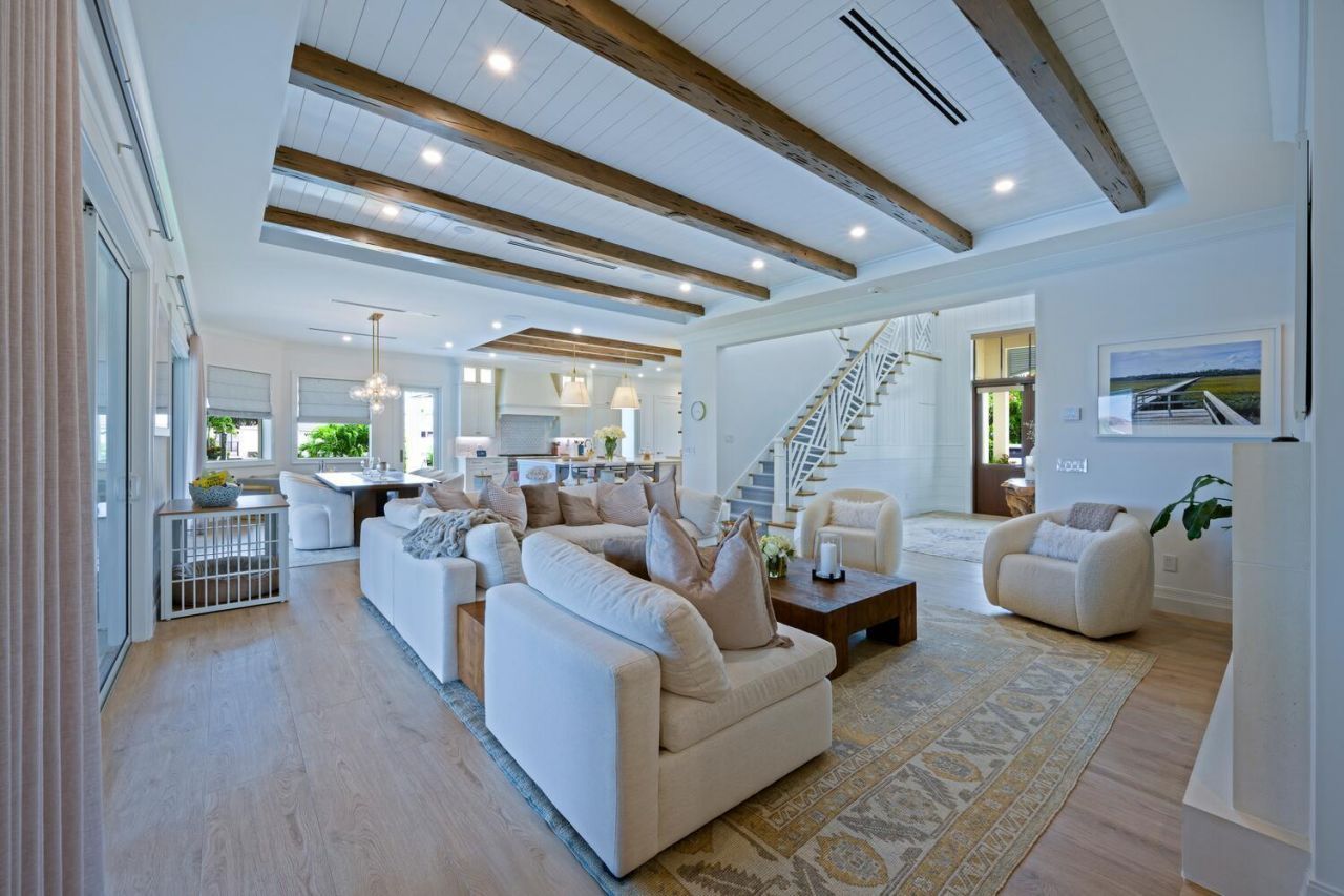 643 Pilot Road, North Palm Beach, FL 33408 Photo