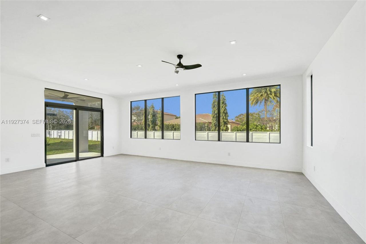 13023 Davie Oaks Dr, Davie, FL 33325 Photo