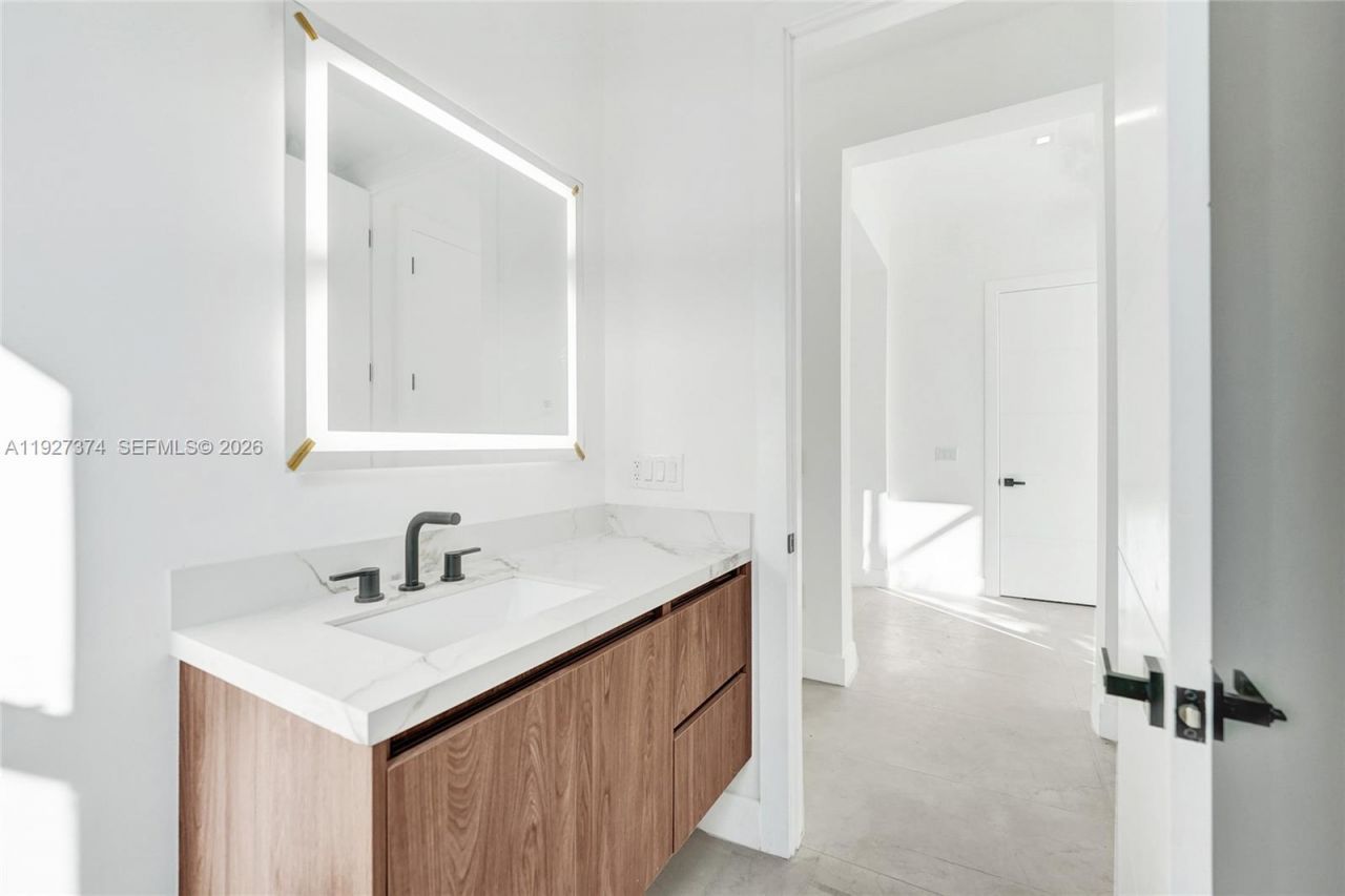 13023 Davie Oaks Dr, Davie, FL 33325 Photo