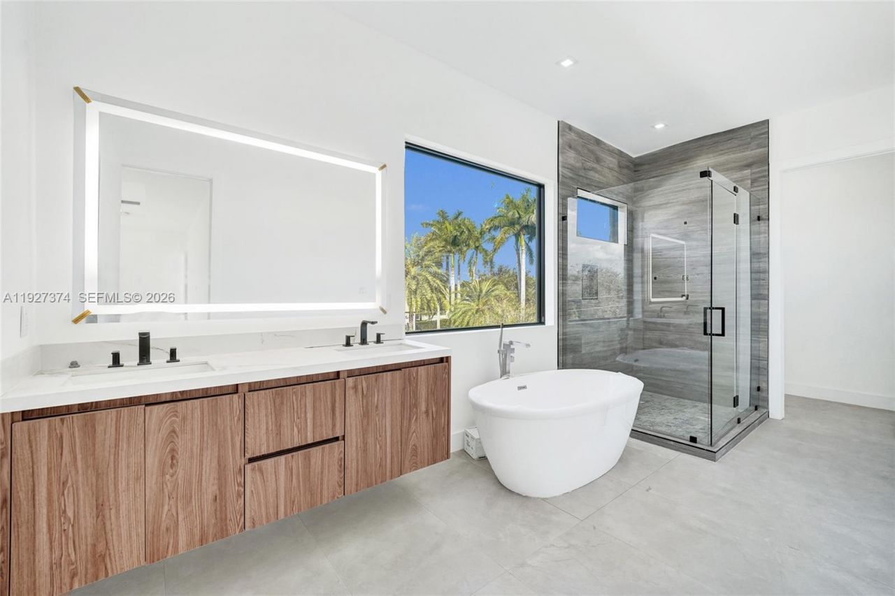 13023 Davie Oaks Dr, Davie, FL 33325 Photo