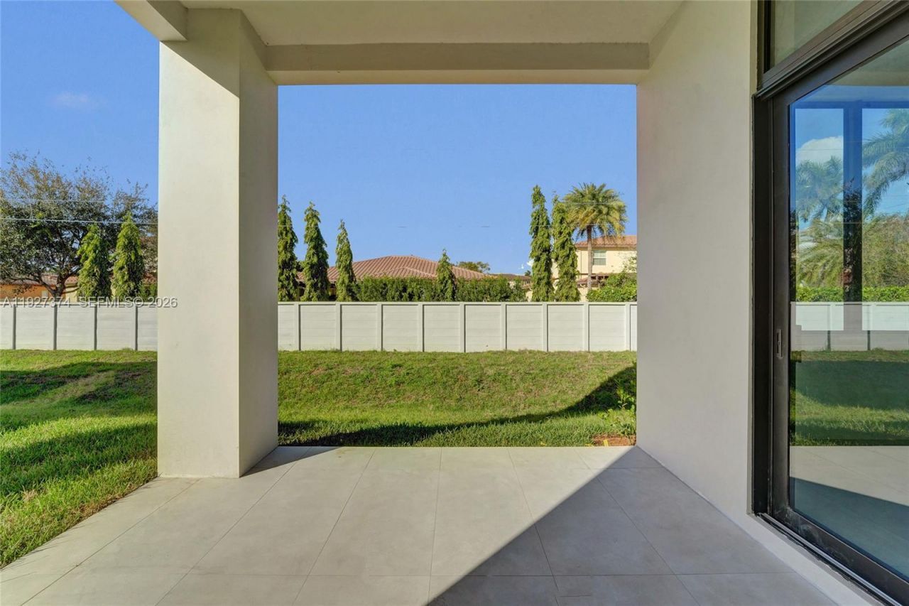 13023 Davie Oaks Dr, Davie, FL 33325 Photo