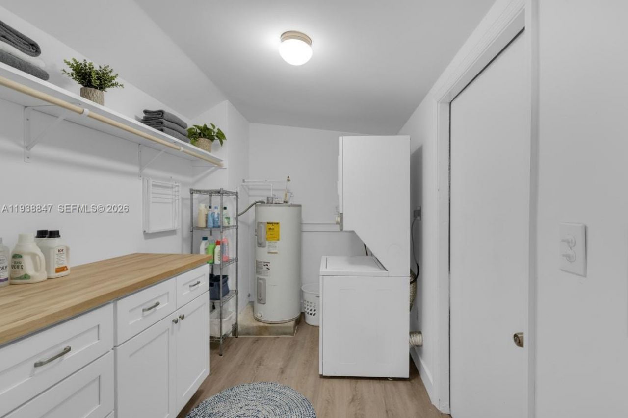 649 NW 24th Ave, Fort Lauderdale, FL 33311 Photo